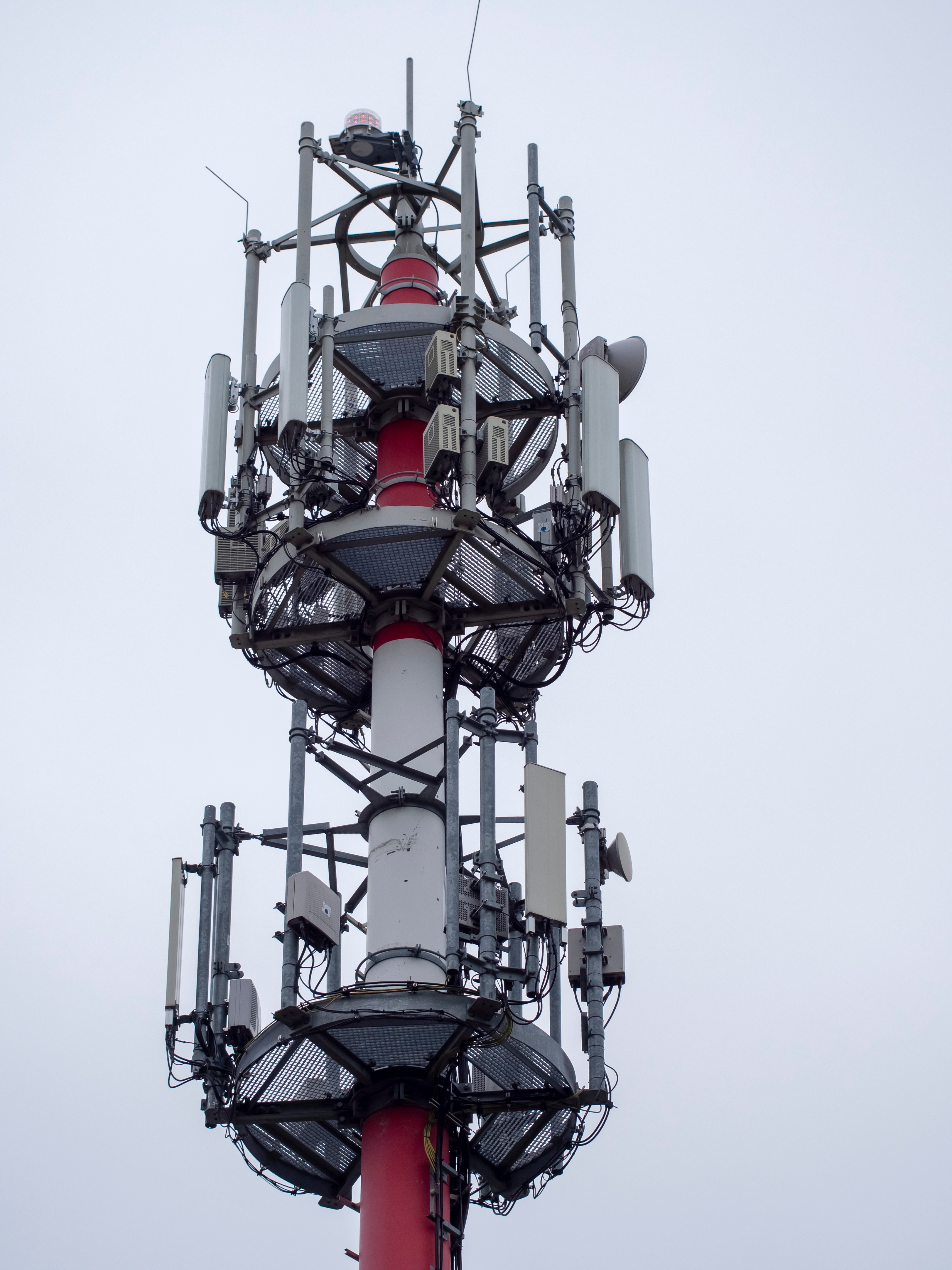 Huge and tall antenna for gsm operators and internet